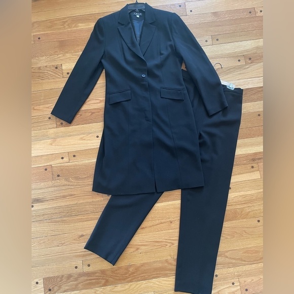 Trio New York Women 10 Black Pant Suit Long Jacket Blazer 2 Pc Lined - Picture 1 of 9